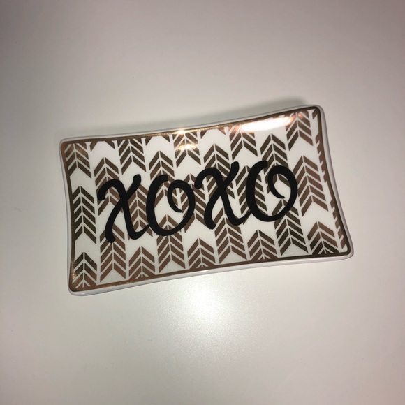 NEW XOXO Jewelry Tray - Picture 3 of 8
